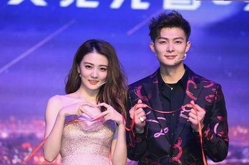 娱乐吃瓜赵小与酱爸爸宠物引发热议，娱乐718吃瓜现象持续升温