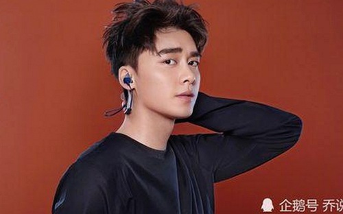 杨幂微博动向成娱乐圈最新焦点，吃瓜群众热议不断🔥